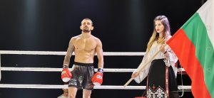 Яни Янчев от спортен клуб Вокил записа  страхотна победа в провелата се професионална галавечер Pro Fight 15 в гр. Козлодуй на 06.07.2019г.